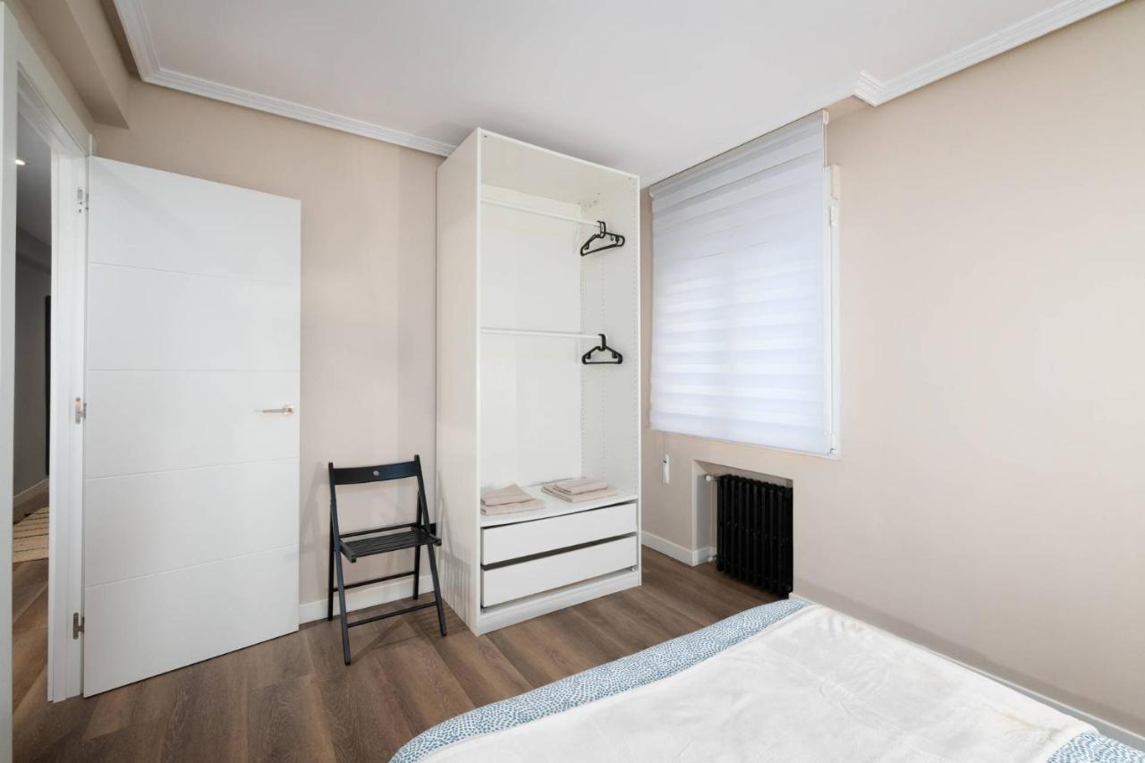 Апартаменты Sunset Playa Poniente - Vistas Al Mar Y Centrico Хихон Экстерьер фото